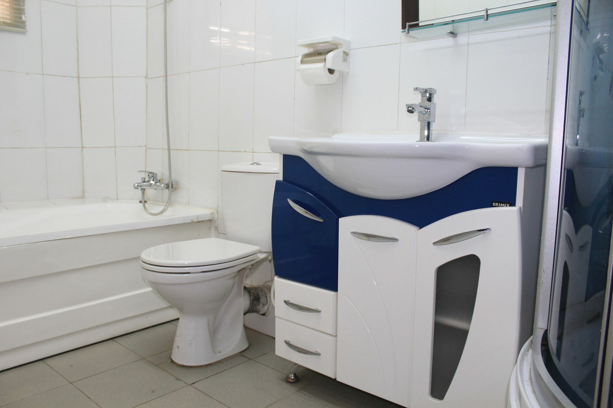 The Habitat Suites International Lagos Ngoại thất bức ảnh
